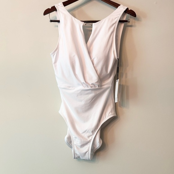 Calvin Klein One Piece Swimsuit Compression Stretch White Size 12 - Picture 2 of 7